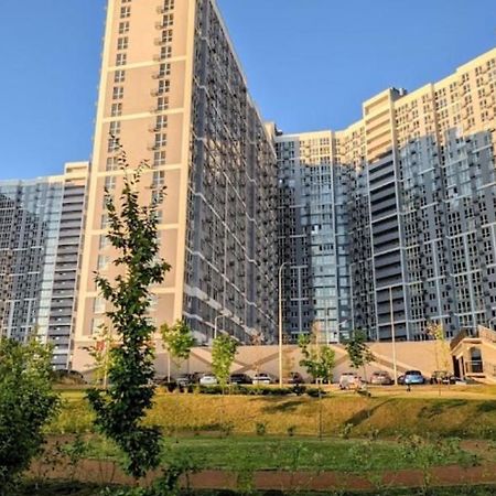 キエフKhariv Flat 239 Повышениеアパートメント エクステリア 写真